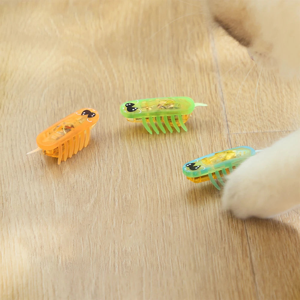 Electric Self-Running Cockroach Cat Toy — Detachable Battery Interactive Hunting Chase Toy for Kittens