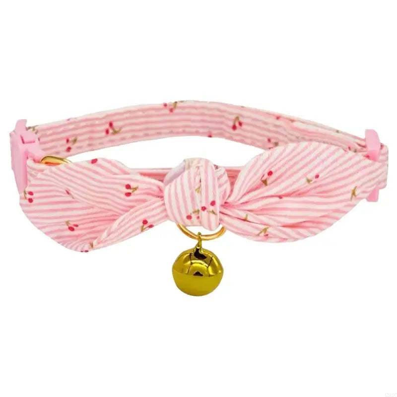 Heart Pet Collar with Flower Design for Cats — Comfortable Stylish Cat Collar