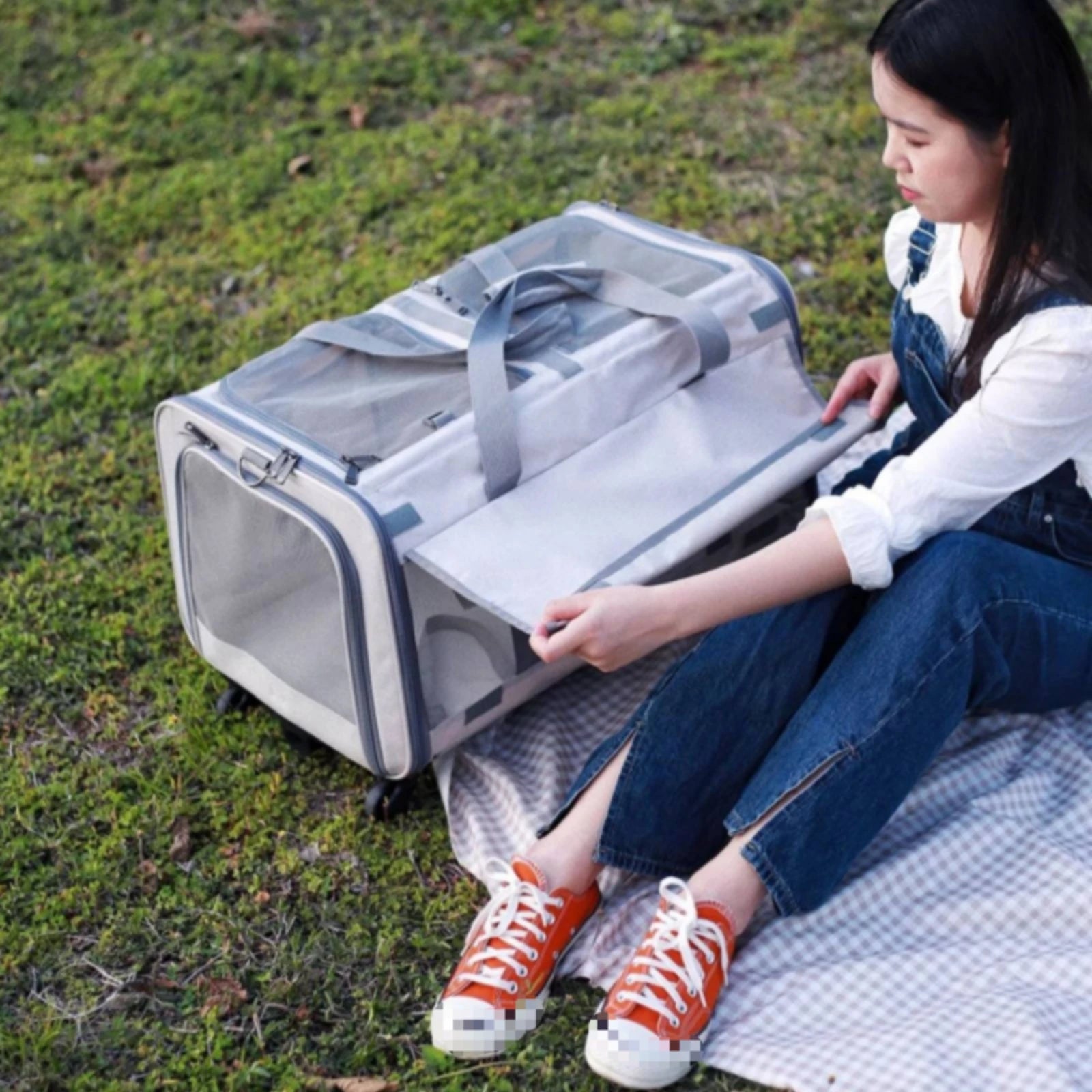 Pet Stroller Suitcase Mesh Panels Soft-Sided Pet Stroller Pet Transport Top Opening Ventilated
