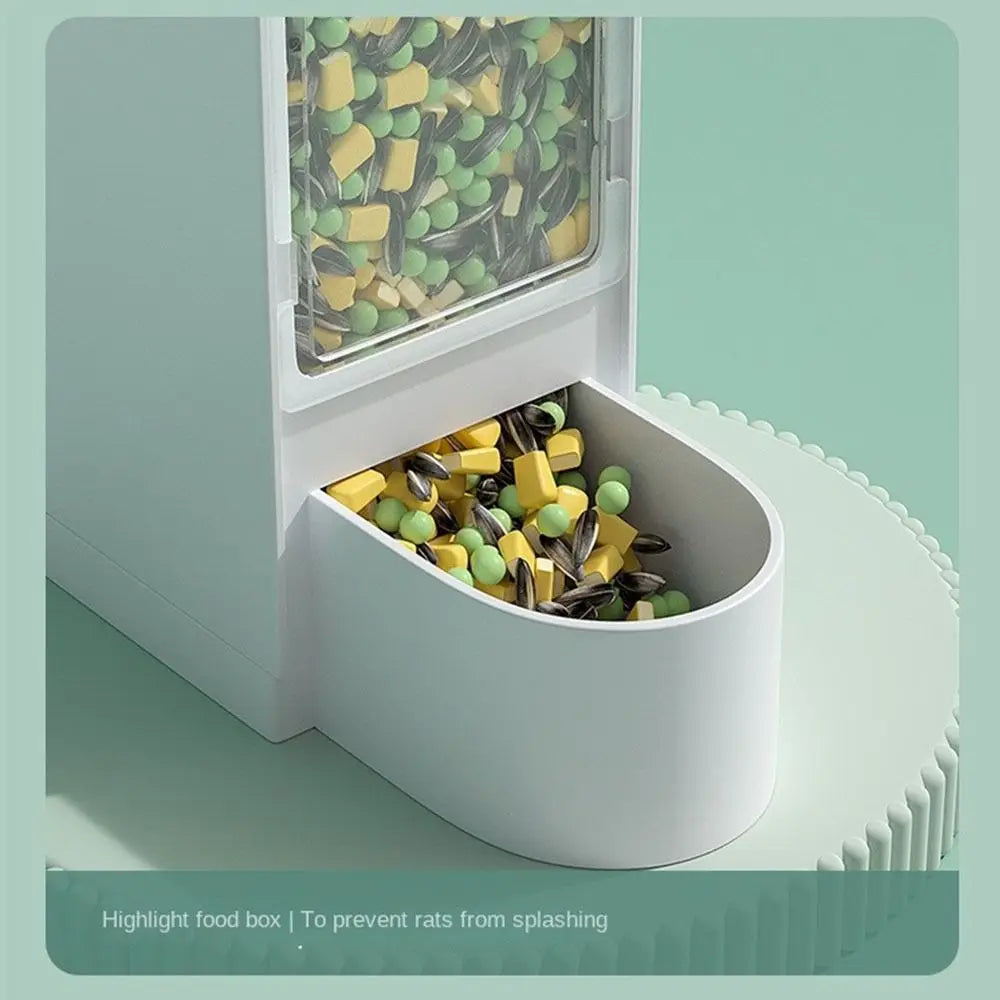 Anti rollover Hamster Water Kettle Leak Proof Large Capacity Hamster Feeding Drinking Pet Water Dispenser Pet Feeder Supplies