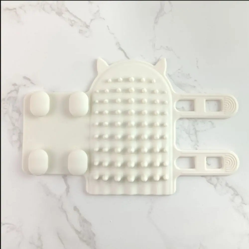Self-Cleaning Silicone Cat Grooming Comb — Wall Corner Scratcher & Gentle Hair Removal Tool