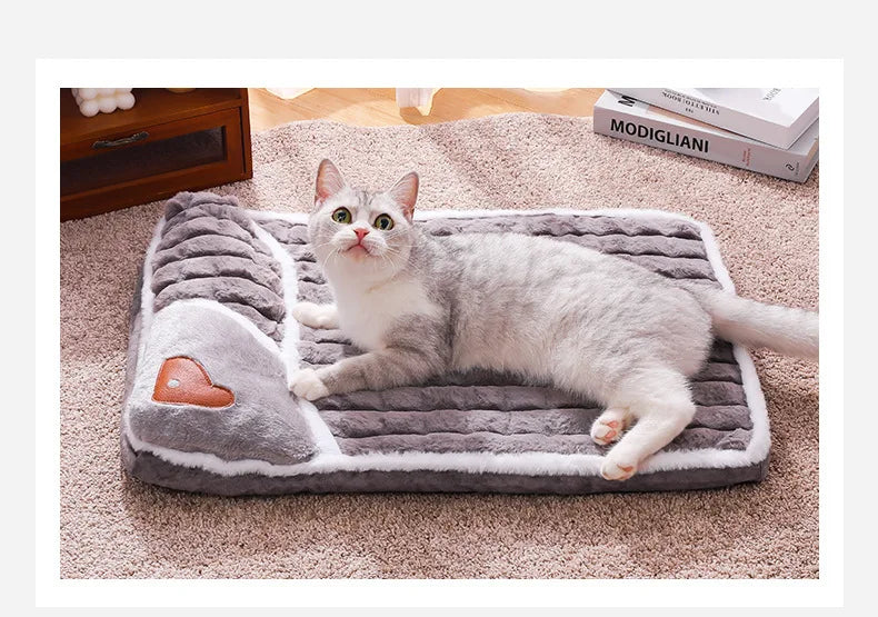 Thickened Pet Sleeping Mat for Cats & Dogs (All-Season)