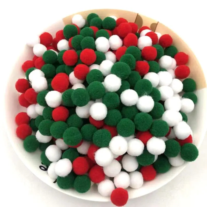 Colorful Plush Cat Puff Ball Toys — Soft Stretch Interactive Chew & Play Balls for Cats