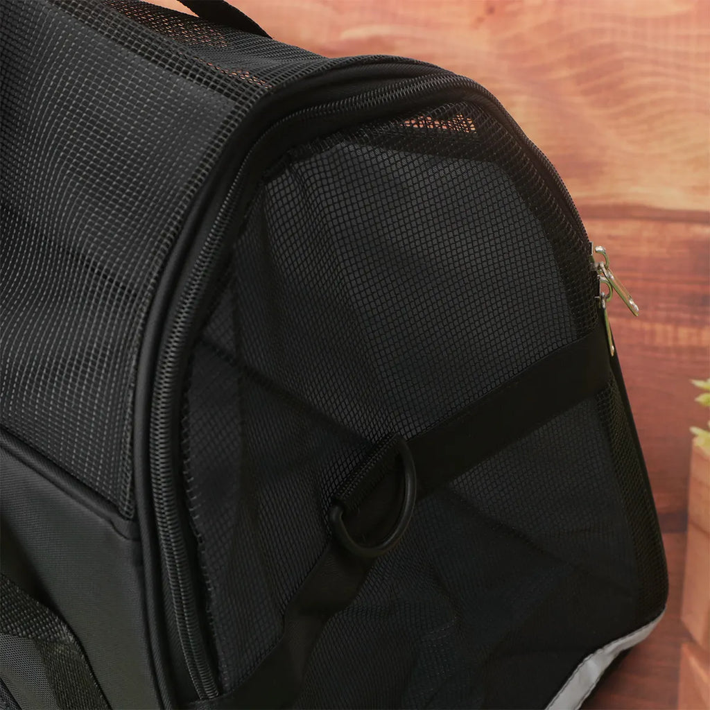 1Pcs Breathable Mesh Pet Carrier Large Comfortable Dog Cat Puppy Travel Bag Outdoor Carrier Handbag Portable Dog Storage Bag