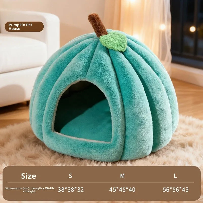 Pumpkin-Shaped Enclosed Winter Pet Bed (Cartoon Design)