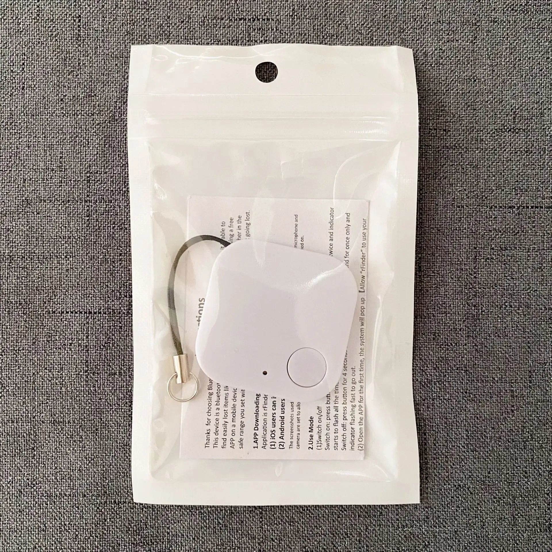 Mini Bluetooth Pet Tracker with Built-In Speaker - AirTag-Style Anti-Loss Finder for Dogs & Cats (iOS & Android)