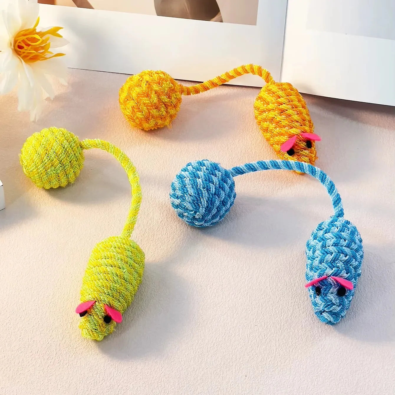 Knitted Mouse Tail Ball Cat Teaser Toy — Rustling Sound Interactive Cat Play Toy