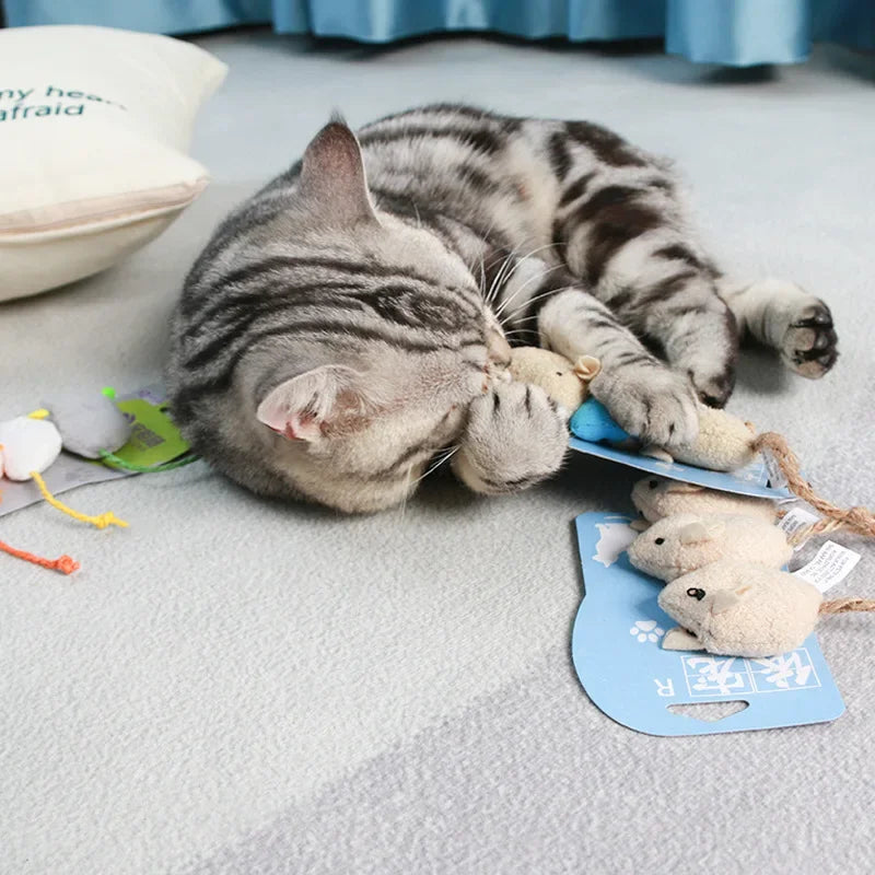 Soft Fleece Simulation Mouse Catnip Toy — Teeth Cleaning Interactive Play Toy for Cats & Kittens